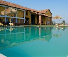 Matrimonio a bordo piscina