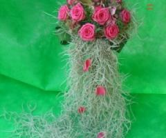 Bouquet della sposa di rose rosa