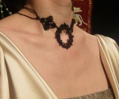 Collana con microperle nere
