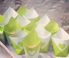 Conetti origami porta riso.