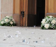 Decorazione ingresso chiesa Metaflora