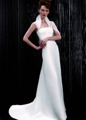 Abito da sposa con spalline asimmetriche - Modello Anita Garibaldi