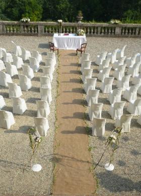 Allestimento della cerimonia di nozze