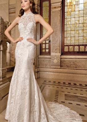 Abito da sposa con ricami in pizzo
