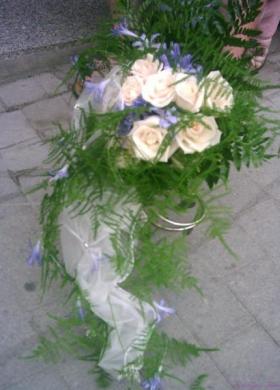 Decorazione floreale con organza