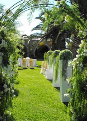 Allestimento floreale per cerimonia civile