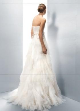 Abito da sposa con gonna in tulle