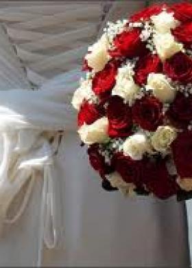 Bouquet rose rosse e bianche
