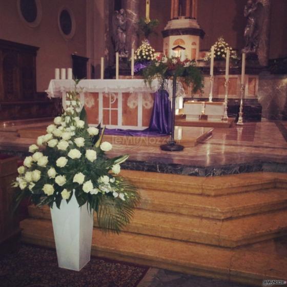 Matrimonio con rose e lisanthum.
 - L'angolo Fiorito