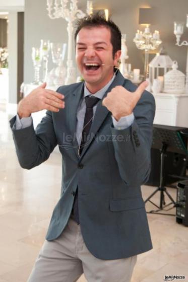 Antonio Bucci durante l'animazione al matrimonio