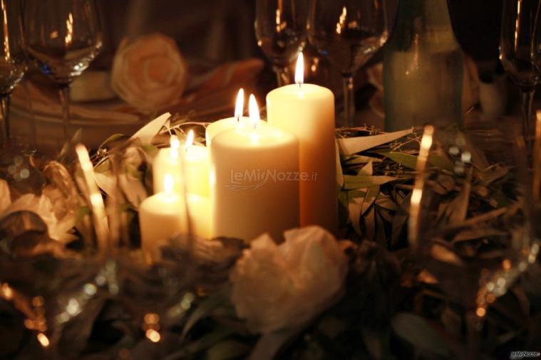 Wedding Planner - Centrotavola con rose realizzate a mano