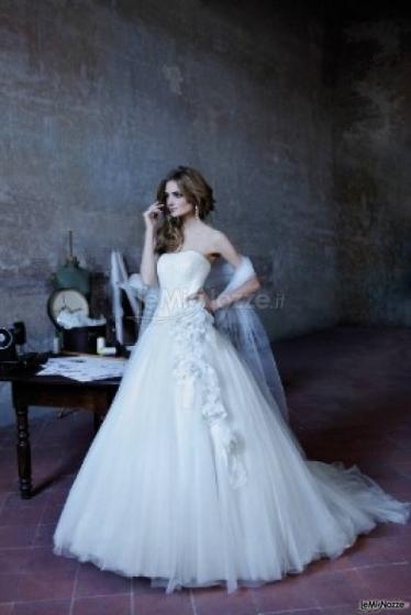 Abito da sposa con scollo a cuore e gonna ampia - Modello Alisea di Alessandra R.