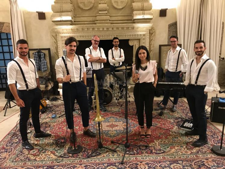 Metamorphosis Wedding Band - La band al completo