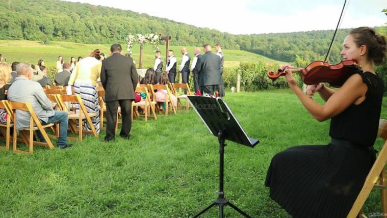 Laura Bailo Violinista - La musica per il matrimonio a Torino