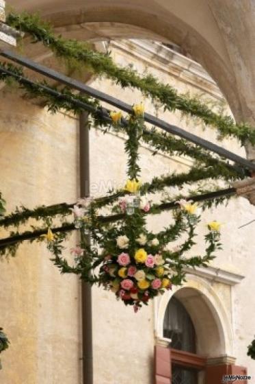 Allestimento della location di matrimonio
