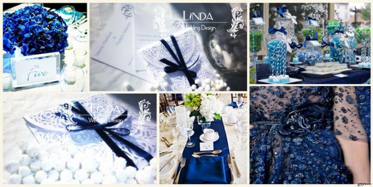 Elegante partecipazione fatta a mano con carta lino nei colori del bianco e del blu notte.
Il porta partecipazione interamente fatto a mano rappresenta la chiusura dei petali è interamente decorato con un motivo che richiama la rosa. All'interno si lasci