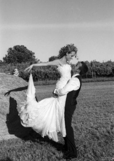 Foto degli sposi alla location di matrimonio