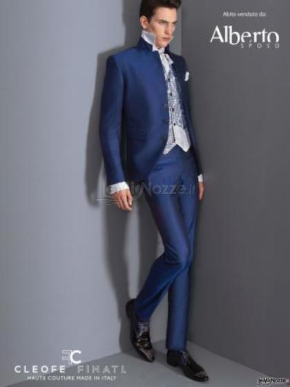 Vestito elegante uomo