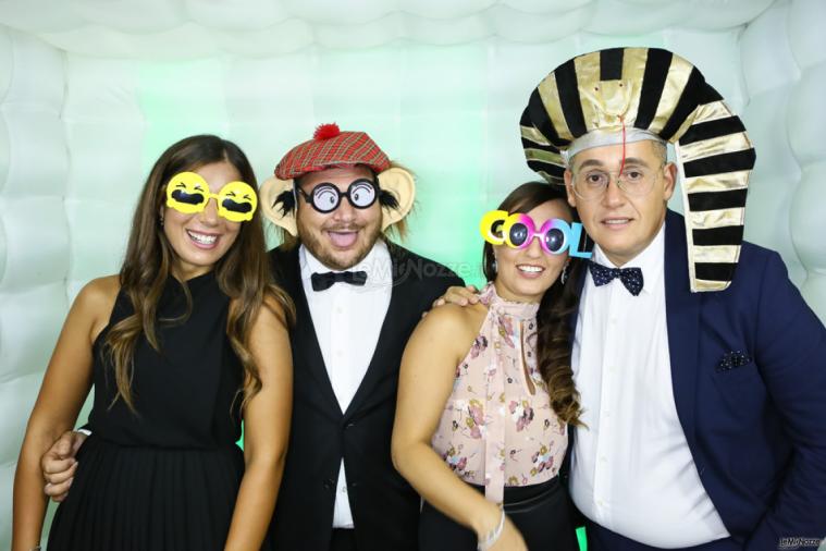 Cube Photo Booth - Tante idee per le foto divertenti