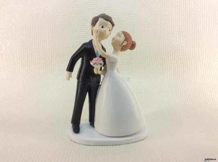 Nobilita di Aggio Silvia - Cake Topper con Sposi che si baciano
