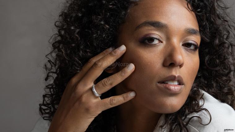 Fede zigrinata indossata