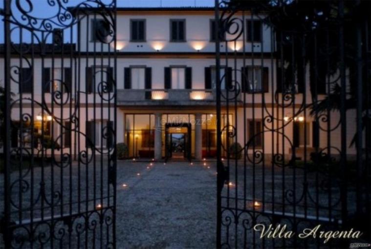 Entrata alla location di nozze a Como