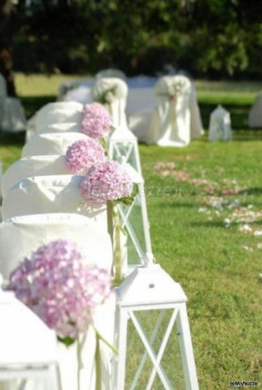 Addobbi floreali per la cerimonia di matrimonio