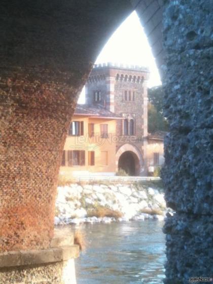 Scorcio della villa vista dall'isola