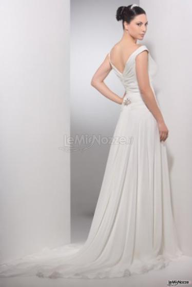 Vestito da sposa con applicazioni brillanti - Modello Giada