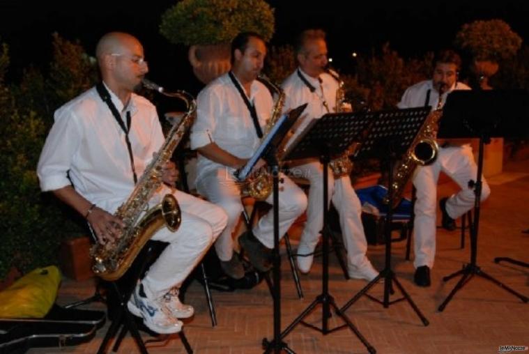 Il quartetto di sax durante un'esibizione