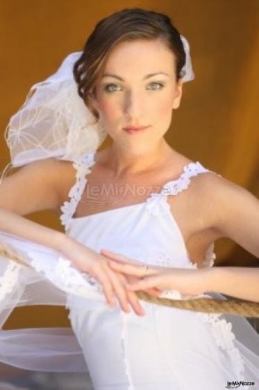 Trucco e acconciatura sposa per catalogo