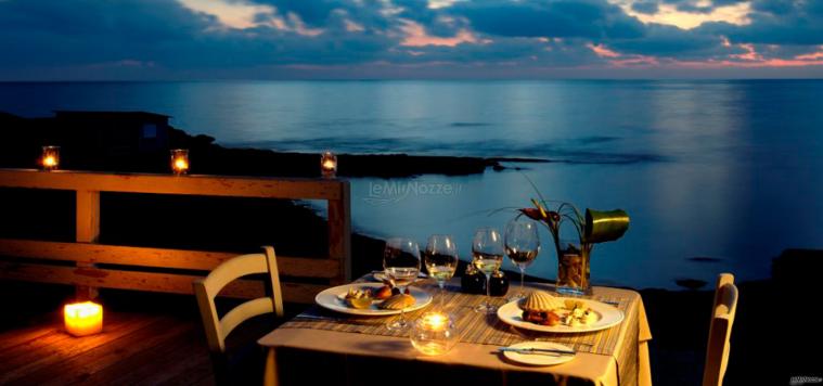 Un tavolo con suggestiva vista mare