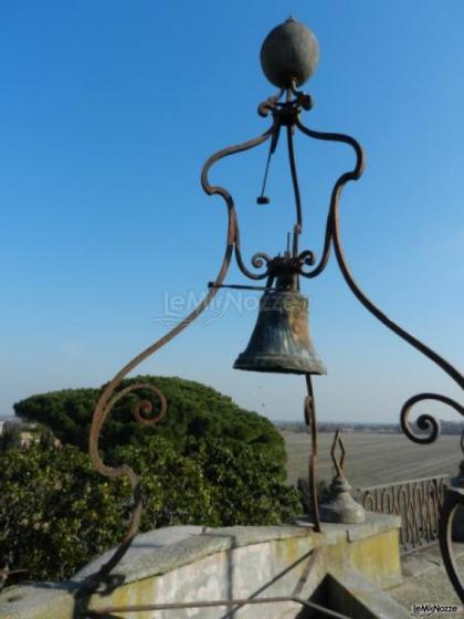 Campana della chiesa per le cerimonie