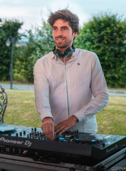 Luca Capelli Dj - La musica per il matrimonio a Bergamo