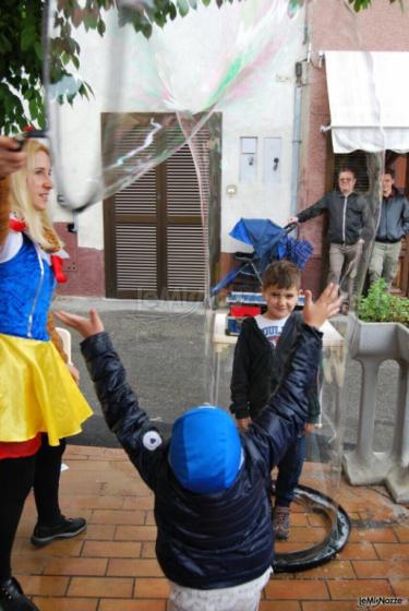 Greta animazione bimbi - Bolle di sapone super
