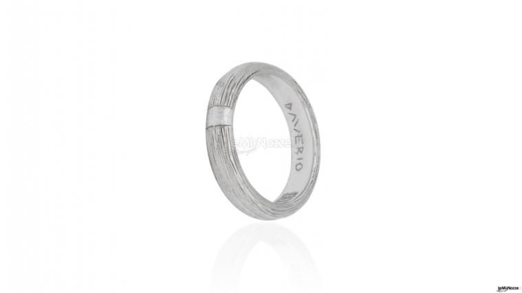 Fede zigrinata in oro bianco