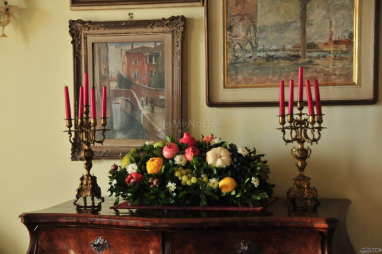 Addobbi floreali per la location di matrimonio