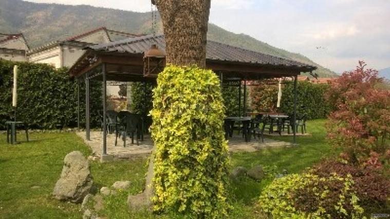 Ristorante Laghetto delle Valli - gli spazi all'aperto per il matrimonio