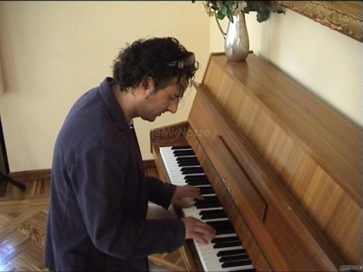 La Fjesta Musica & Spettacolo - Musica piano bar dal vivo