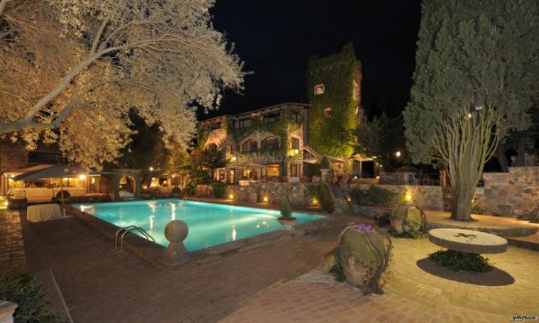 Borgo con piscina per nozze esclusive a Roma