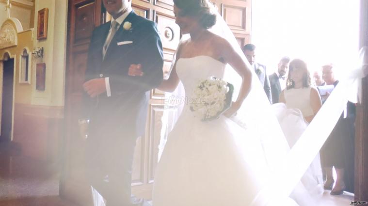 L'ingresso della sposa  Images Moving Maria D'Angelo
