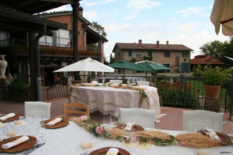 Buffet preparato all'esterno