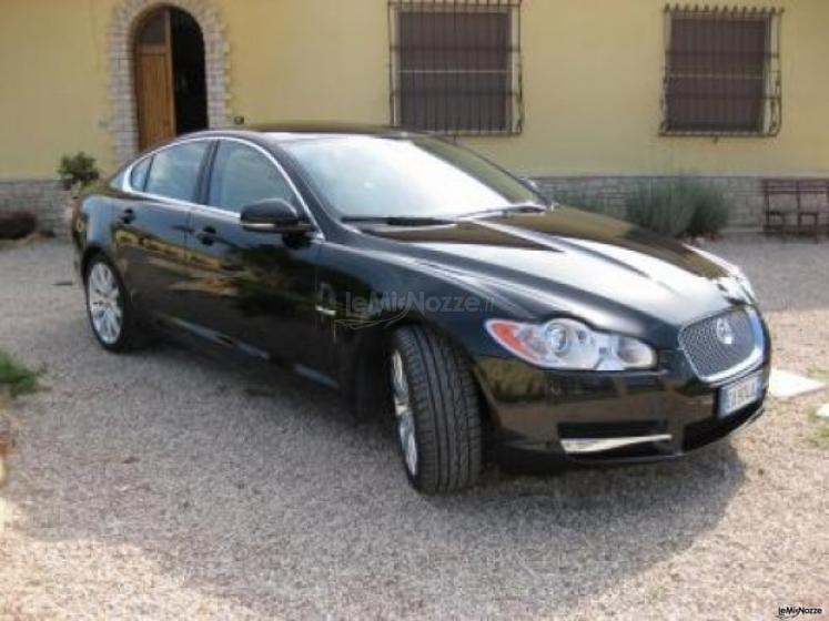 Auto sportiva per il matrimonio