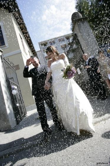 Marco Cappalunga Fotografie - L'uscita degli sposi dalla Chiesa