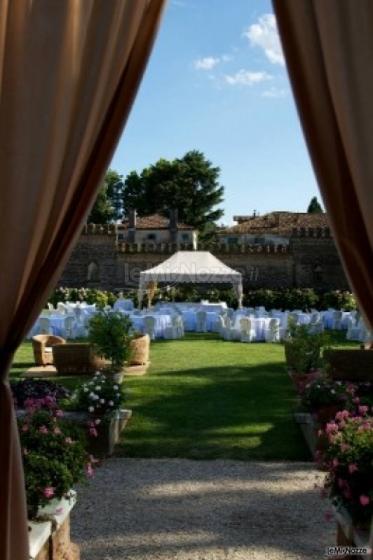 Celebrazione del rito civile in giardino
