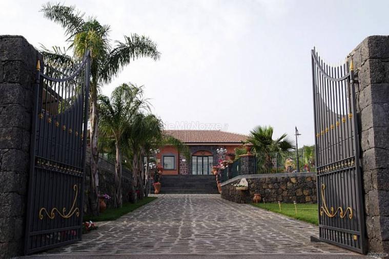 Il viale d'ingresso al Casale