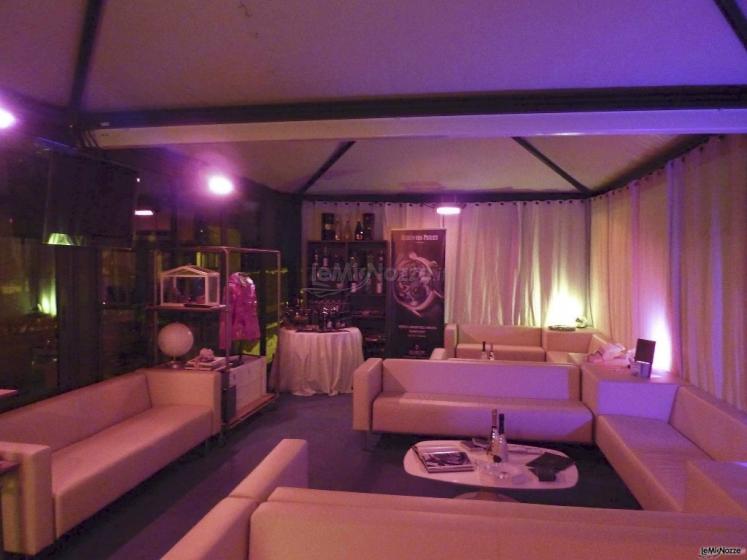 Smoking Lounge Service