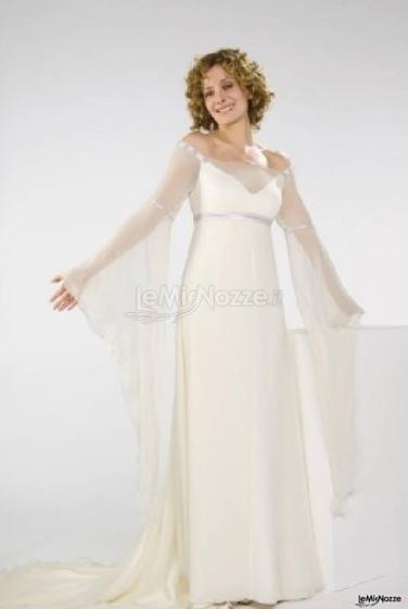 Abito da sposa con maniche a pipistrello