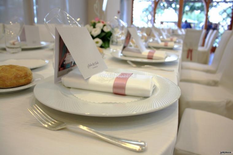Allestimento del tavolo nuziale