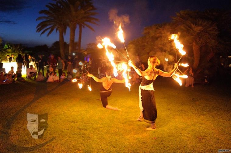 Spettacolo con il fuoco - Dionysus Entertainment